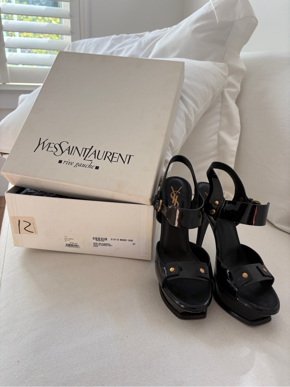 Saint Laurent rive guachr Black Patent Leather Platform Sandals